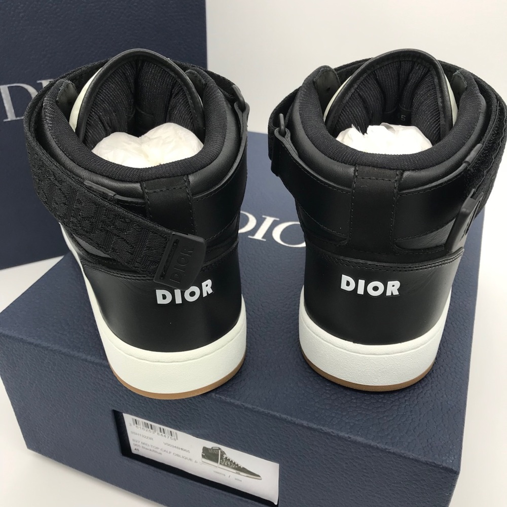 Authentic DIOR Black Smooth Calfskin Sneakers - Picture 3 of 15